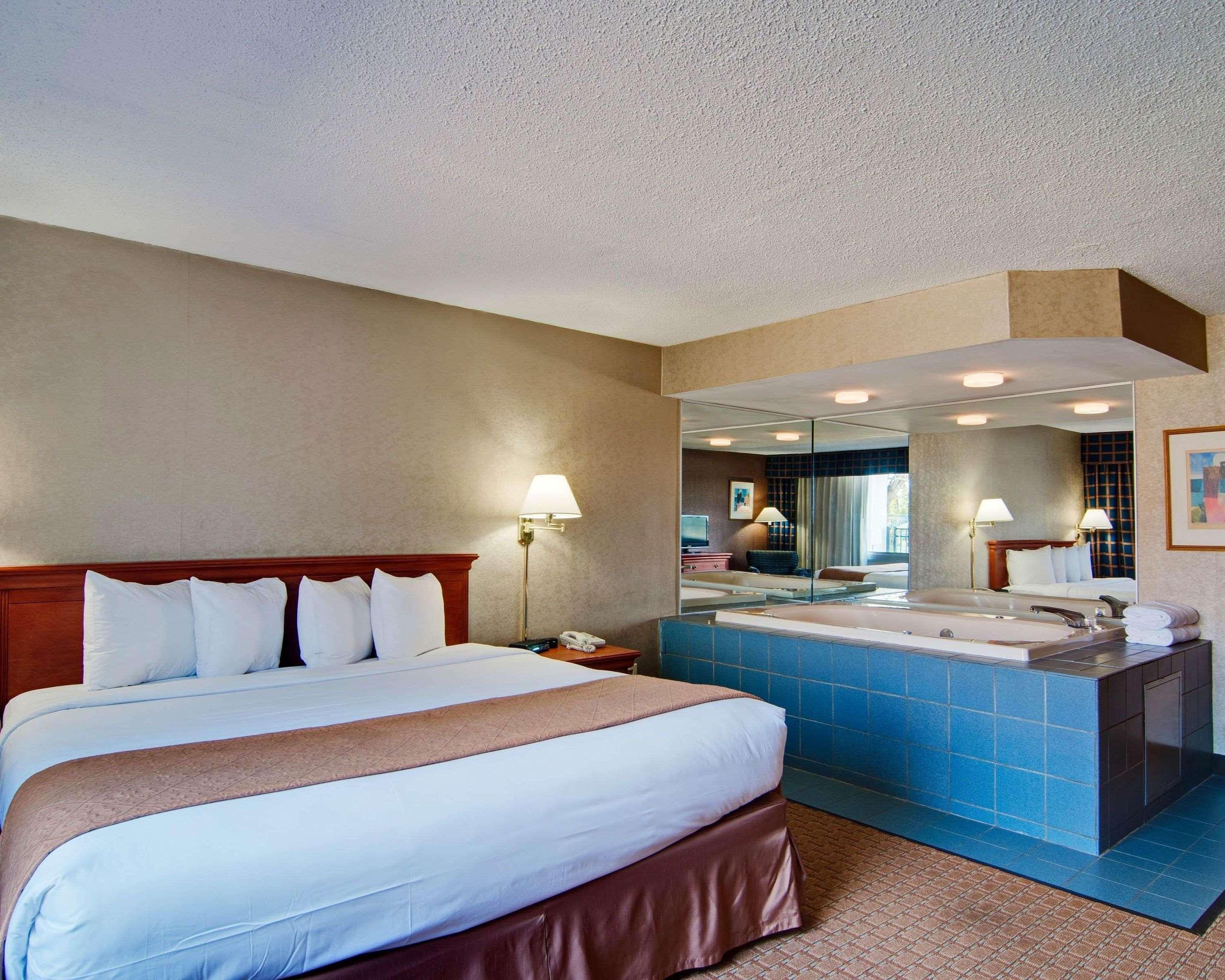 בקלי Quality Inn מראה חיצוני תמונה