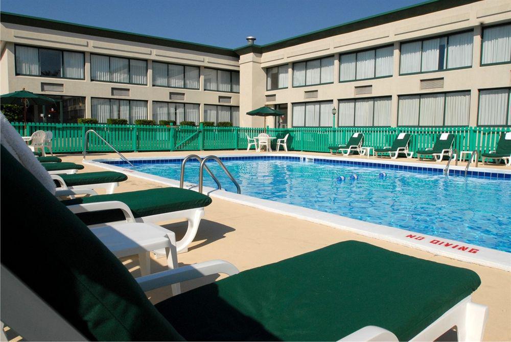 בקלי Quality Inn מראה חיצוני תמונה